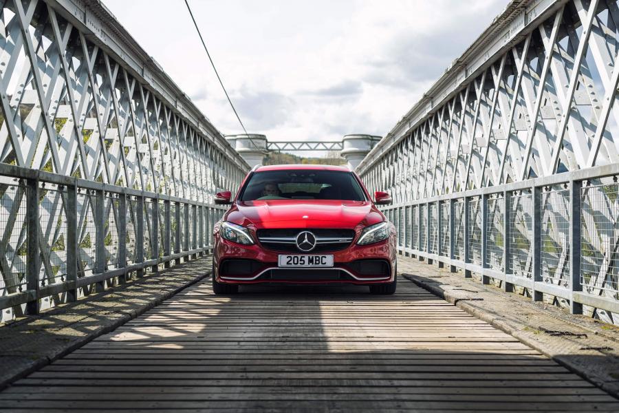  Mercedes-AMG C63 Estate 2015 года  (UK) (фото 4 из 30)